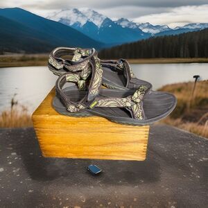 Teva Womens Sandals‎ Size 10 Brown Yellow Floral Strap Outdoor Water